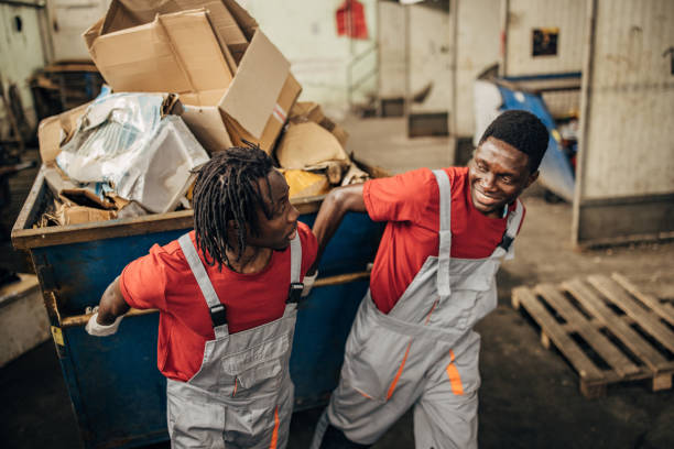  West Dundee, IL Junk Removal Pros